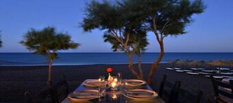 Okeanis Beach