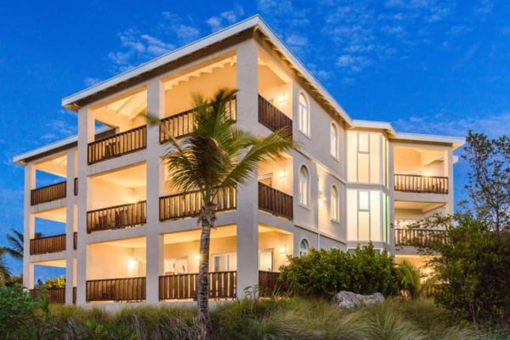 Fountain Anguilla Condos by null