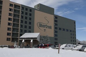 Front of property - Silver Creek Lodge (Snowshoe)