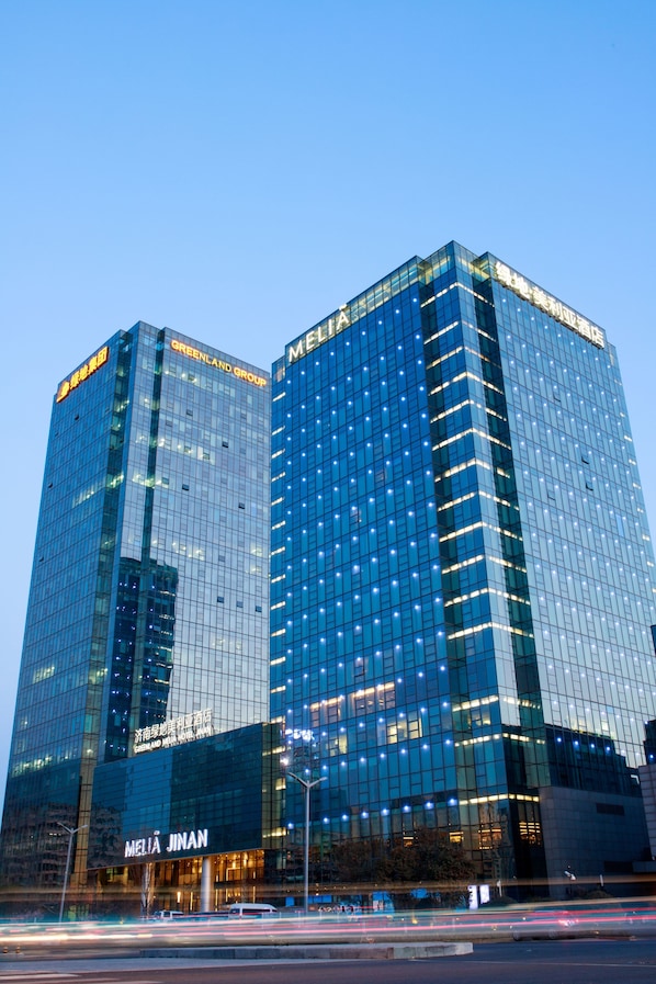 Fachada de la propiedad