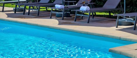 Outdoor pool, pool loungers