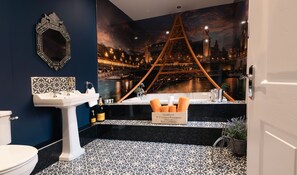 Habitación Deluxe doble, baño privado (Paris Suite) | Baño