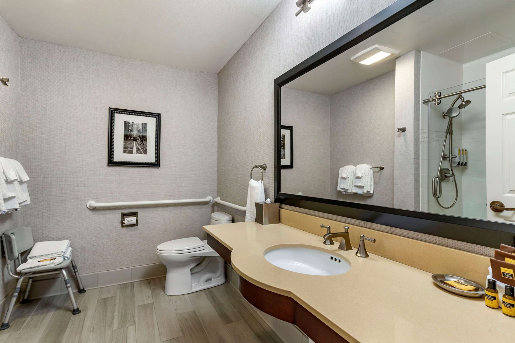 Bathroom | Free toiletries, hair dryer, towels, soap