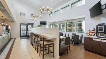 Desayuno buffet incluido todos los días