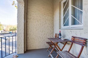 Apartemen, 1 kamar tidur | Balkon