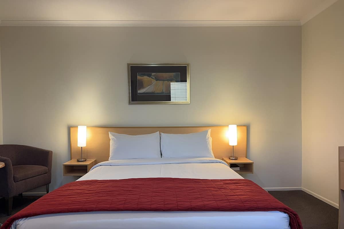 Deluxe-Doppelzimmer (Queen Room with Bath)