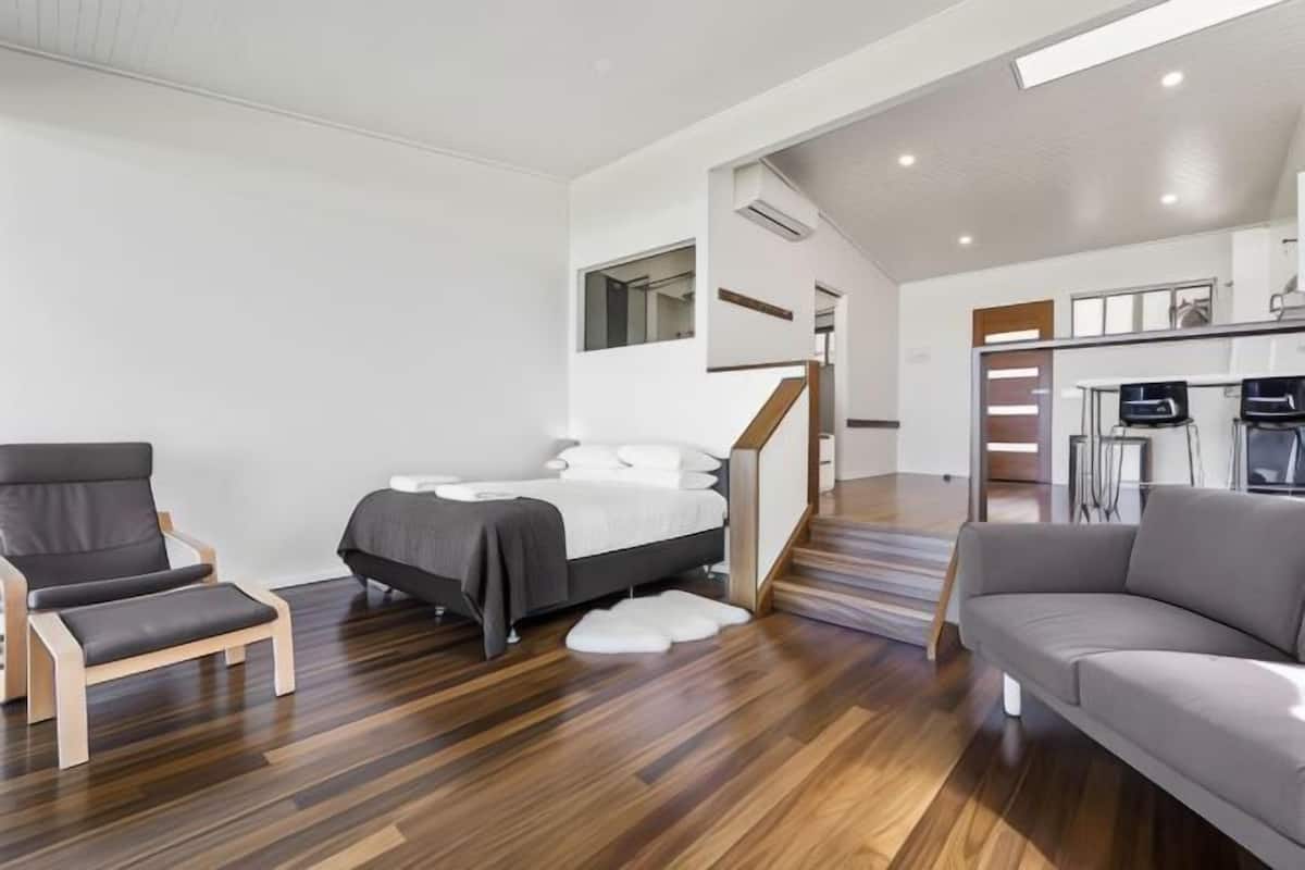 Wi-Fi de cortesia, roupa de cama