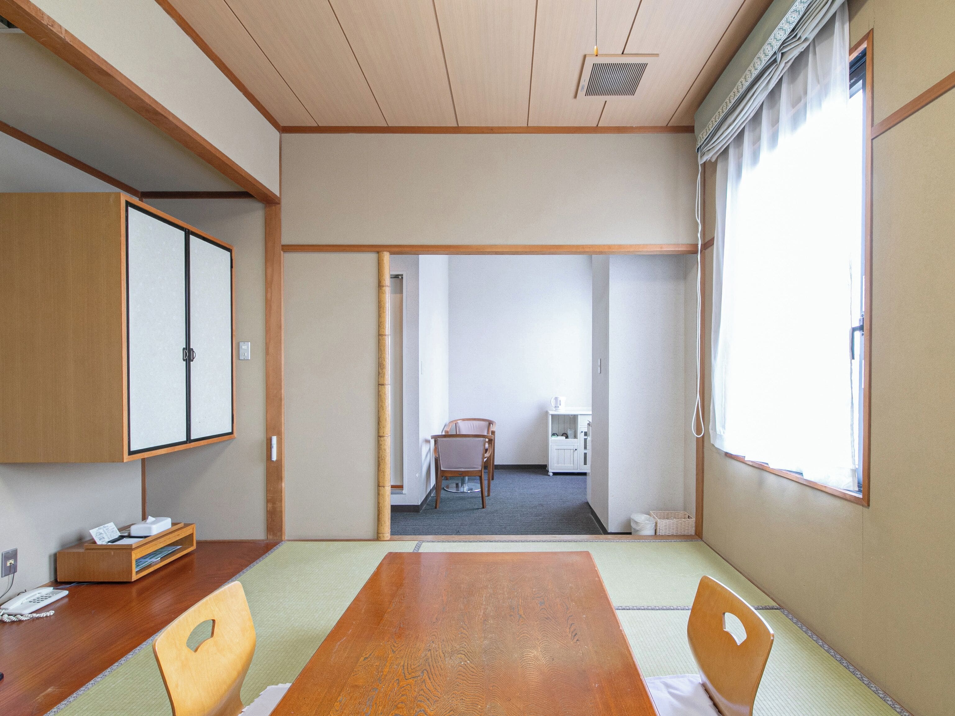 Japanese-style Twin Room, Non Smoking | Desk, iron/ironing board, free WiFi, bed sheets