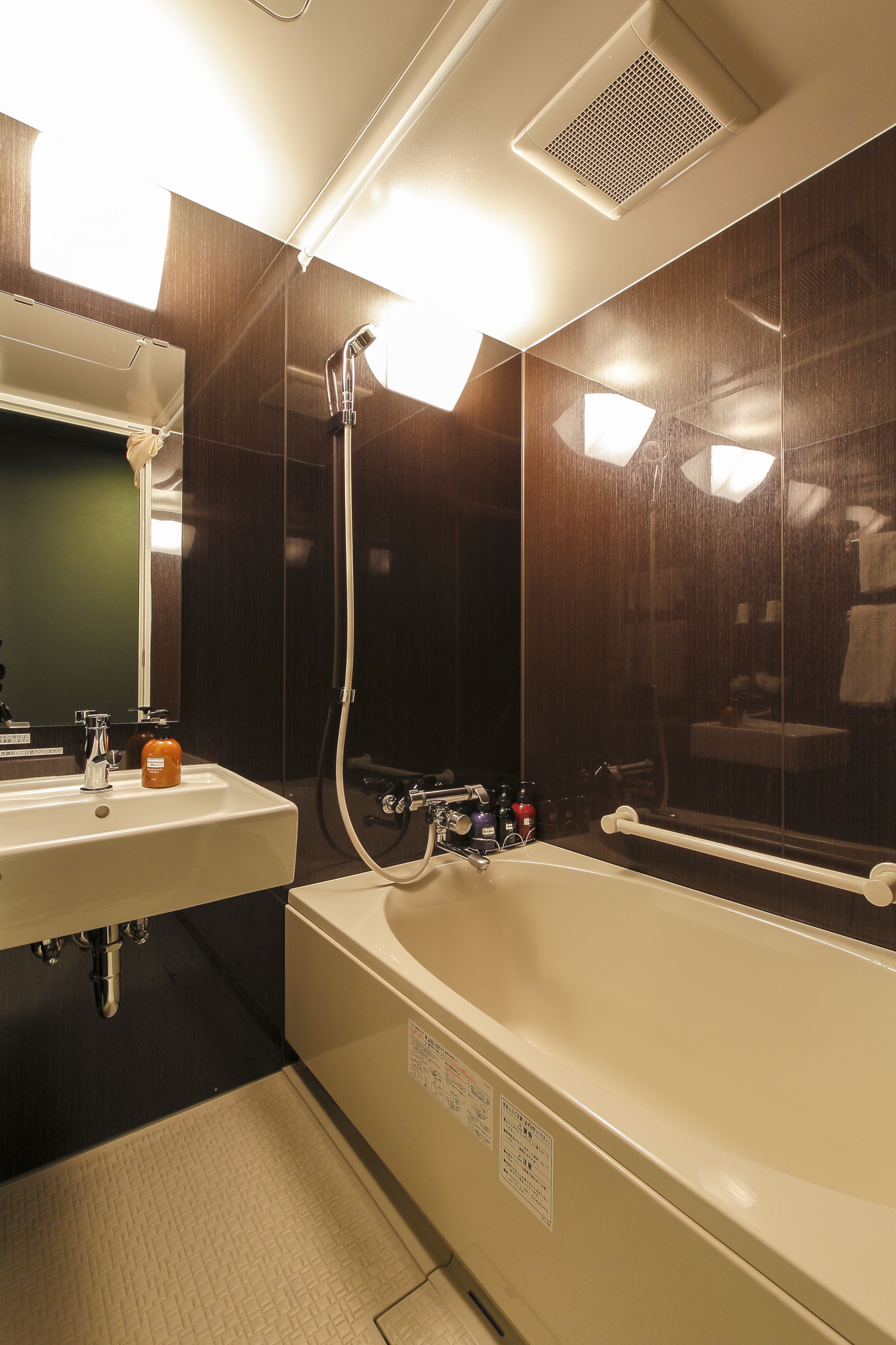 free toiletries, hair dryer, slippers, bidet