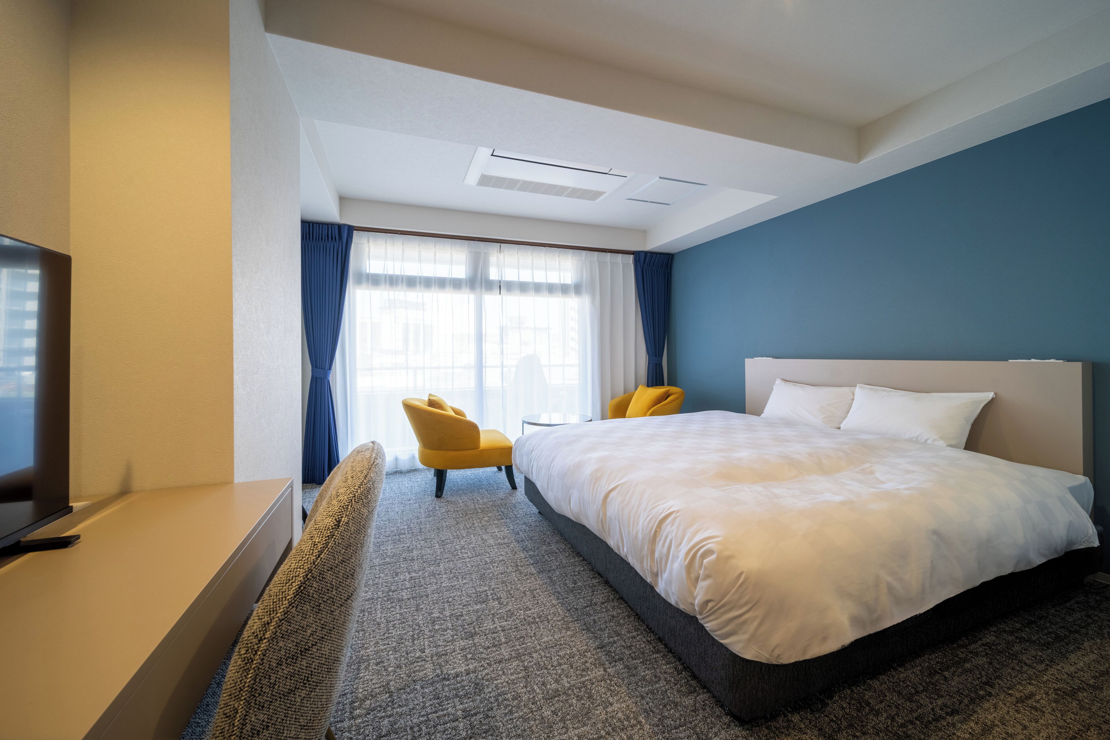 Deluxe Double Room, Non Smoking | Desk, free WiFi, bed sheets