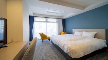 Deluxe Double Room, Non Smoking | Desk, free WiFi, bed sheets