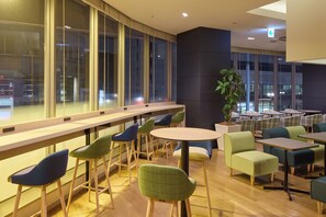 Lobby lounge - Kobe Motomachi Tokyu REI Hotel (Kobe)