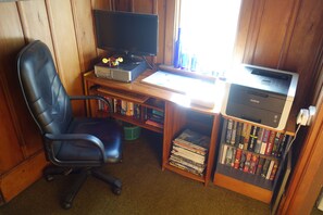 Library - Big Tree Lodge Methven - Hostel (Methven)
