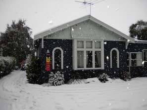 Front of property - Big Tree Lodge Methven - Hostel (Methven)