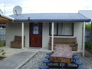 Down duvets, free WiFi, bed sheets - Big Tree Lodge Methven - Hostel (Methven)