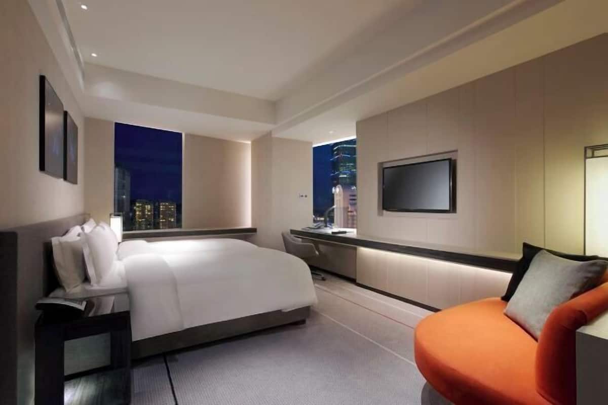 In-room safe, desk, blackout curtains, soundproofing