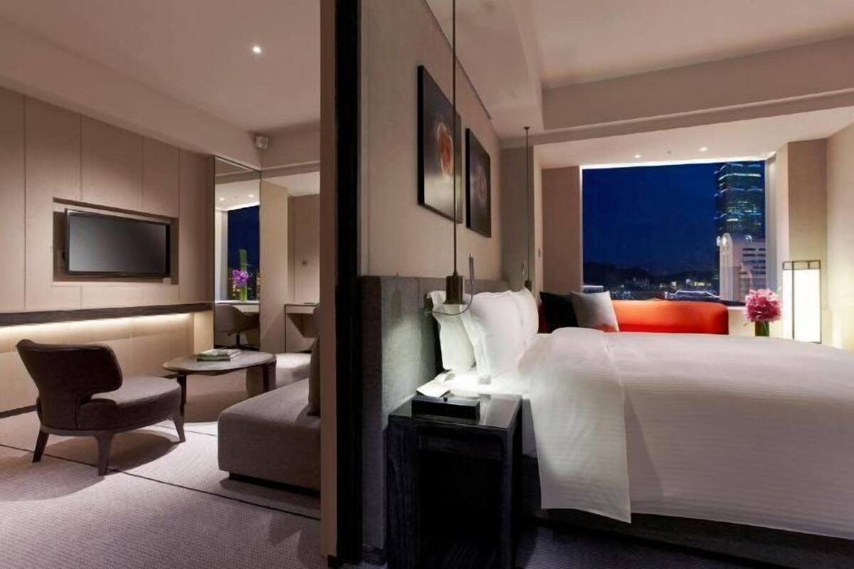 In-room safe, desk, blackout drapes, soundproofing