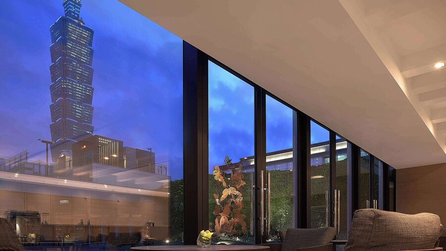 Humble House Hotel Taipei, Curio Collection by Hilton