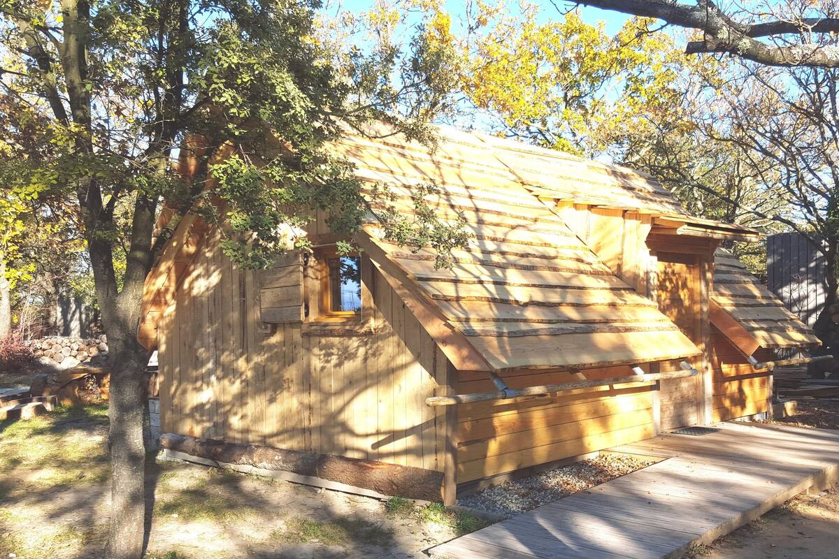 Tree House | Premium bedding, WiFi (free)