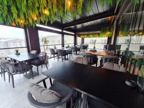Terrace/patio - Air Boss Istanbul Airport and Fair Hotel (Istanbul)