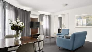 One Bedroom Executive Apartment | 2 bedrooms, desk, laptop workspace, blackout drapes
