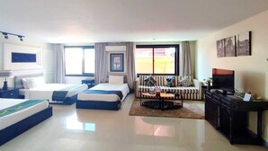 Deluxe Triple Room | In-room safe, WiFi (free), individually decorated - Hotel D'Papillon (Siem Reap)