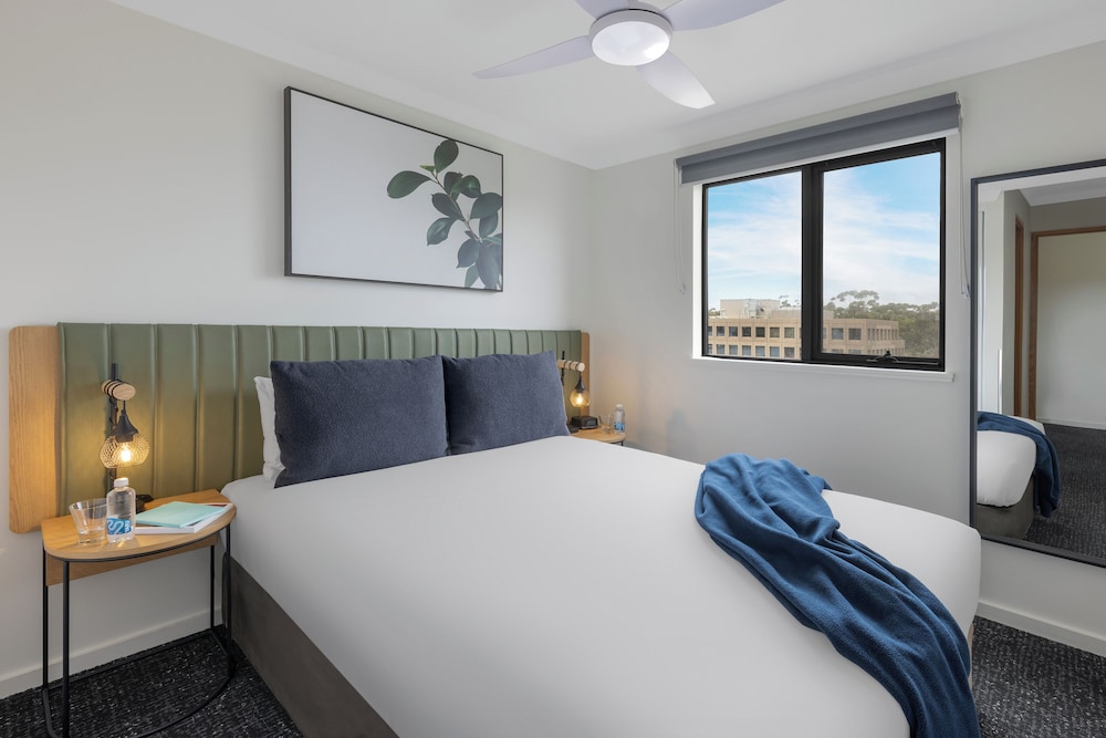 Quest on Rheola by null