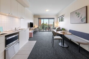 Appartamento, 1 camera da letto | Area soggiorno | Smart TV 49 pollici con canali digitali, TV