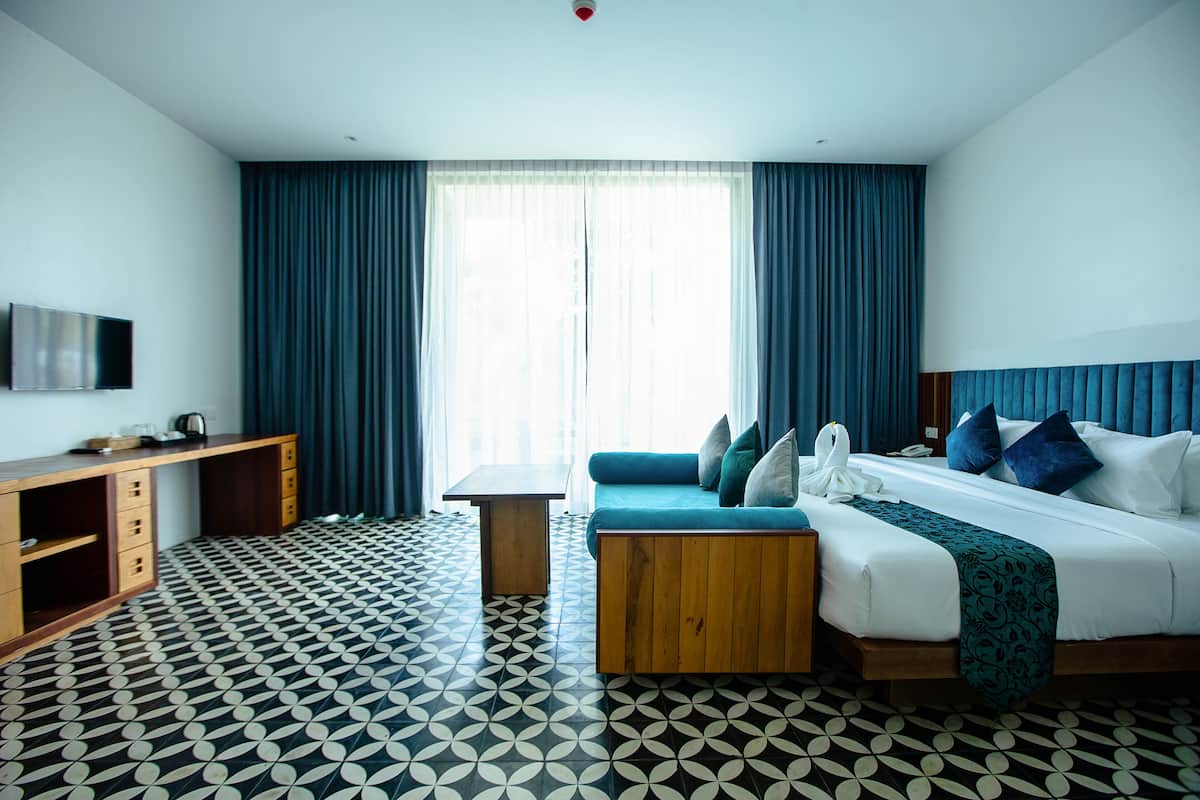 Superior double with balcony | Free minibar items, in-room safe, individually decorated