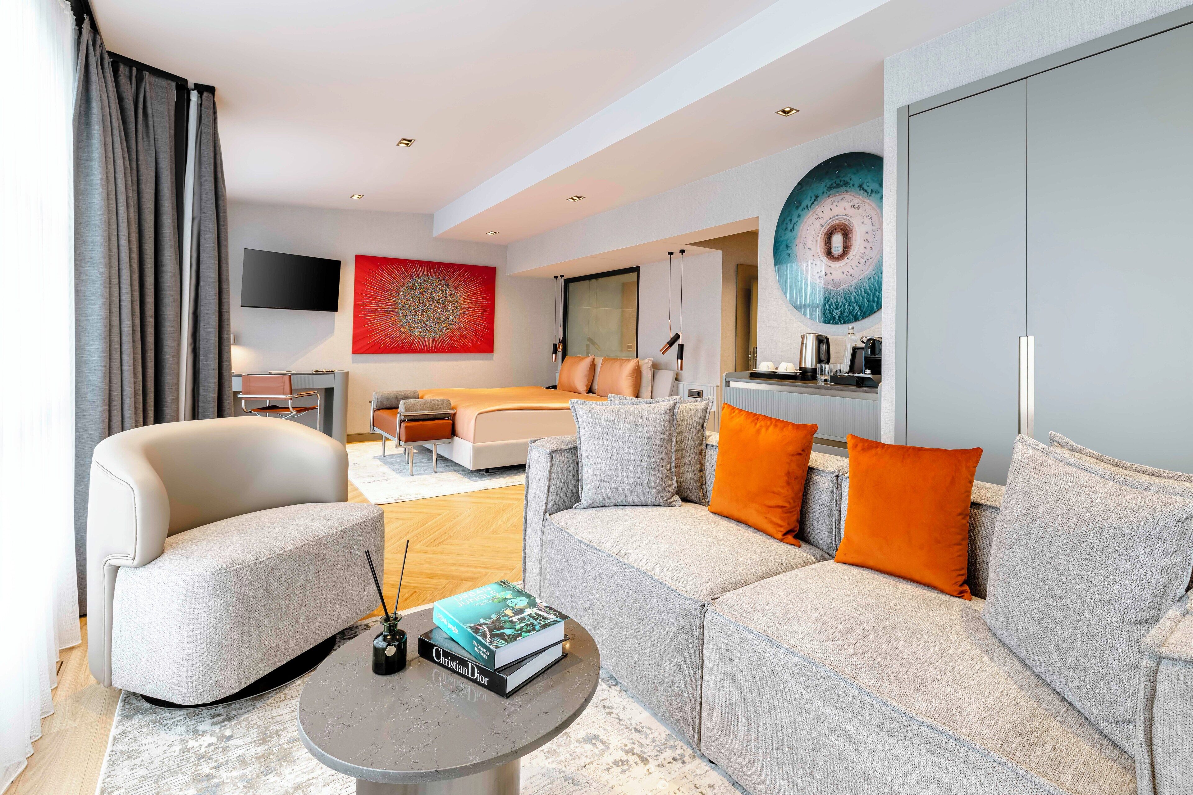 Suite – junior | Oppholdsområde | LCD-TV