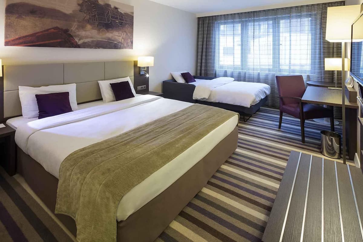 Superior Room, 1 Double Bed with Sofa bed | Minibar, in-room safe, desk, blackout drapes