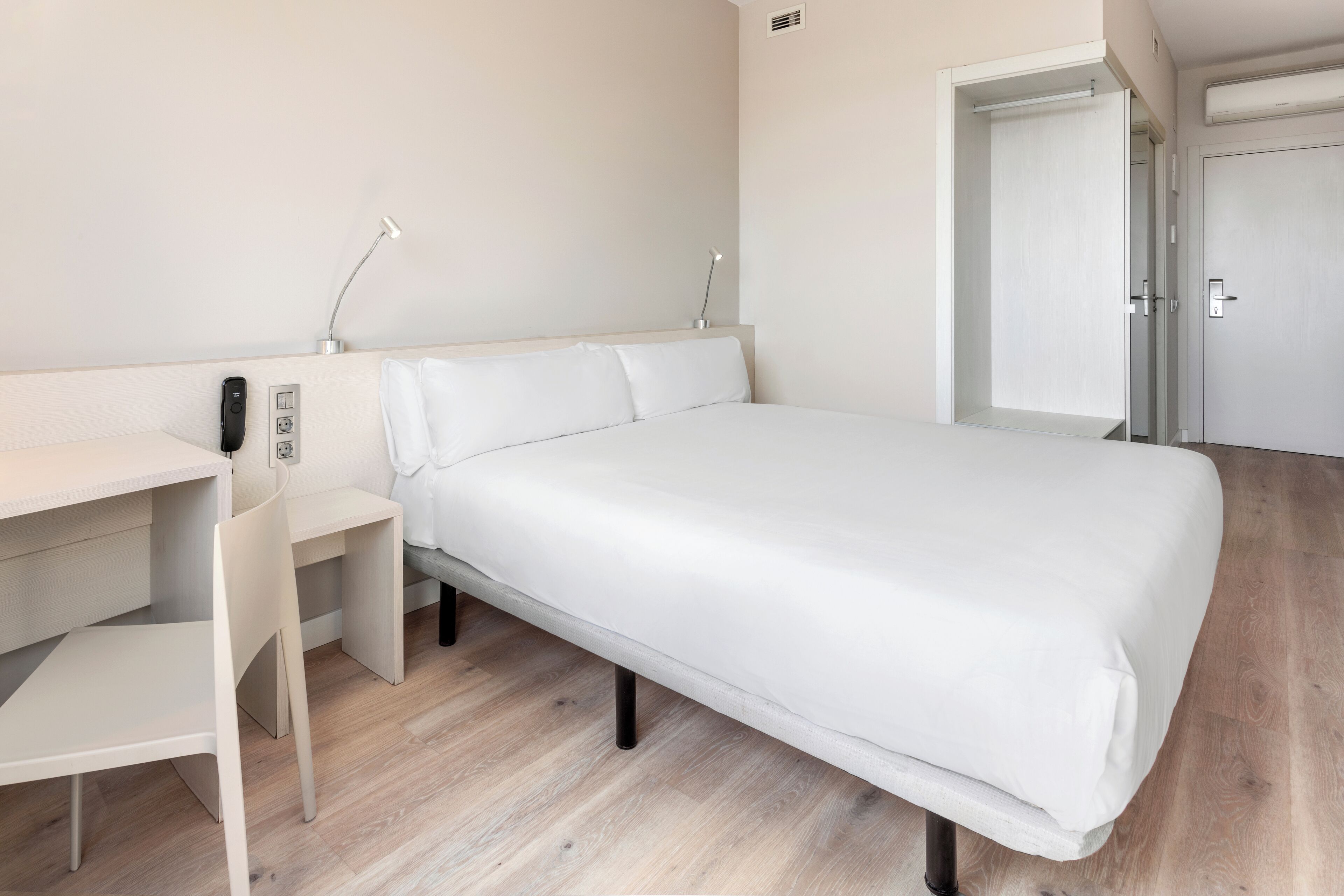 Photo - B&B Hotel Barcelona Viladecans