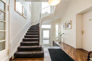 Staircase - Hotel Friederike (Muelheim an der Ruhr)