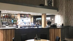 Bar (en el alojamiento)