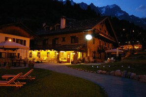 Exterior - Hotel la Grange - Animal Chic Hotel (Courmayeur)