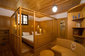 Double or Twin Room | In-room safe, individually decorated, iron/ironing board, free WiFi - Nostos Hotel (Chania)