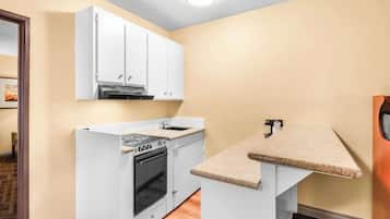 電冰箱、微波爐、咖啡機/沖茶器