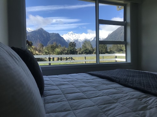 Mt Cook View Motel - Fox Glacier
