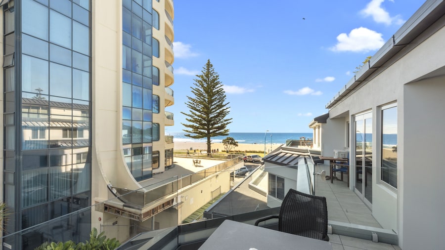 The Pavilions Beachfront Apartments