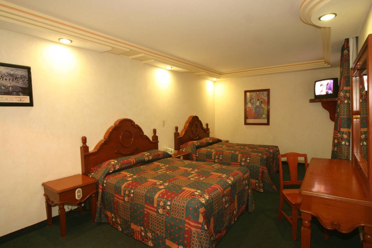 Ropa de cama de alta calidad, cubrecamas y cortinas blackout 
