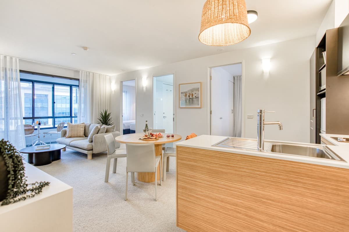 2 Bedrooms Apartment