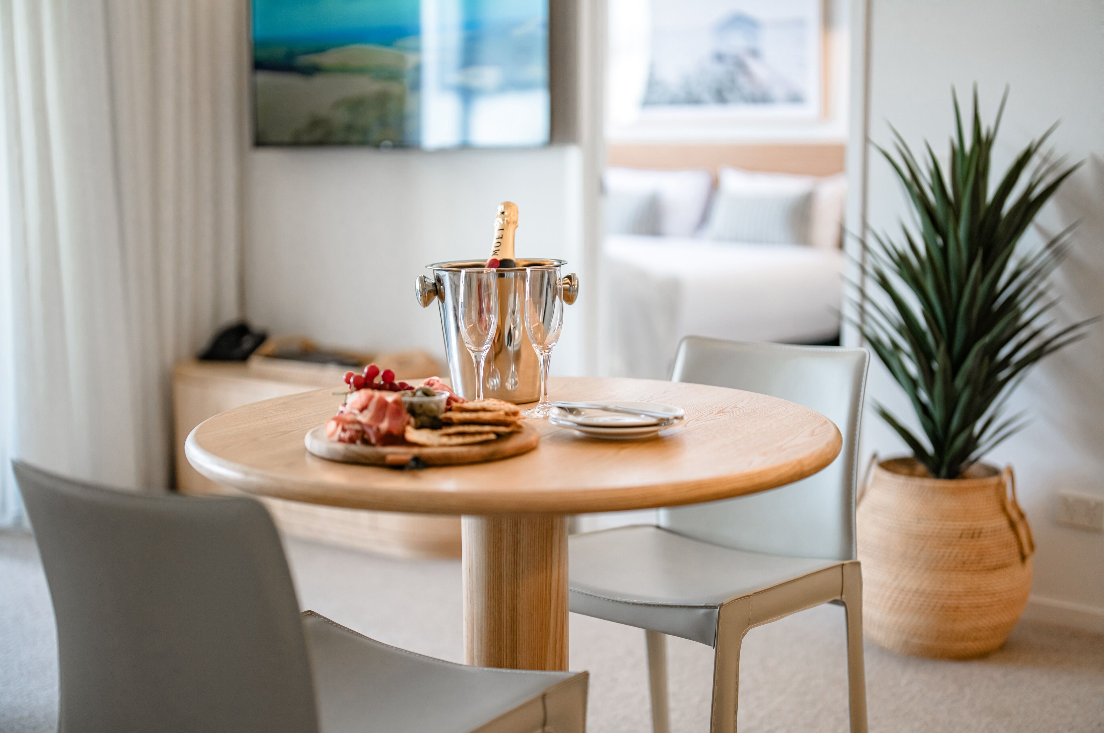 Appartement, 1 chambre | Espace de travail pour ordinateurs portables, système d’insonorisation