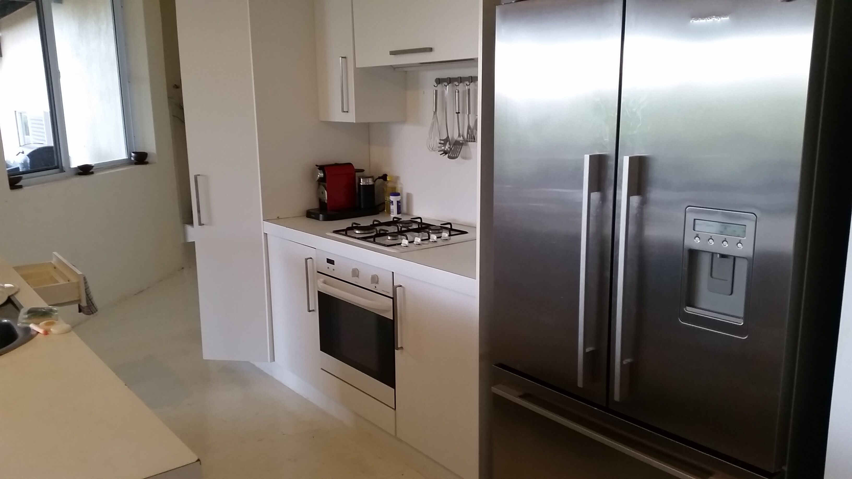 plantation house (800m from resort) | private kitchen | fridge, microwave, stovetop, coffee/tea maker