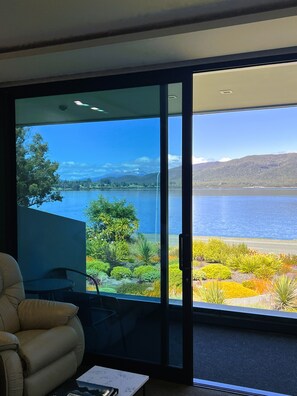 Tanara Luxury Studio Suite - ADULTS ONLY | 1 bedroom, in-room safe, iron/ironing board, free WiFi