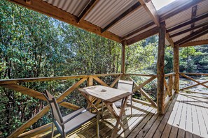 Terrace/patio - Cradle Forest Inn (Moina)