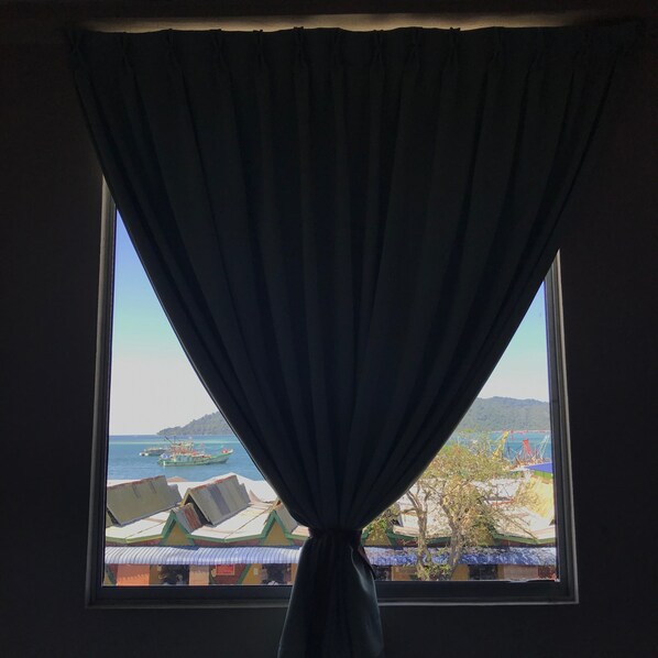 View from room - Iskandar Sinsuran Guesthouse (Kota Kinabalu)