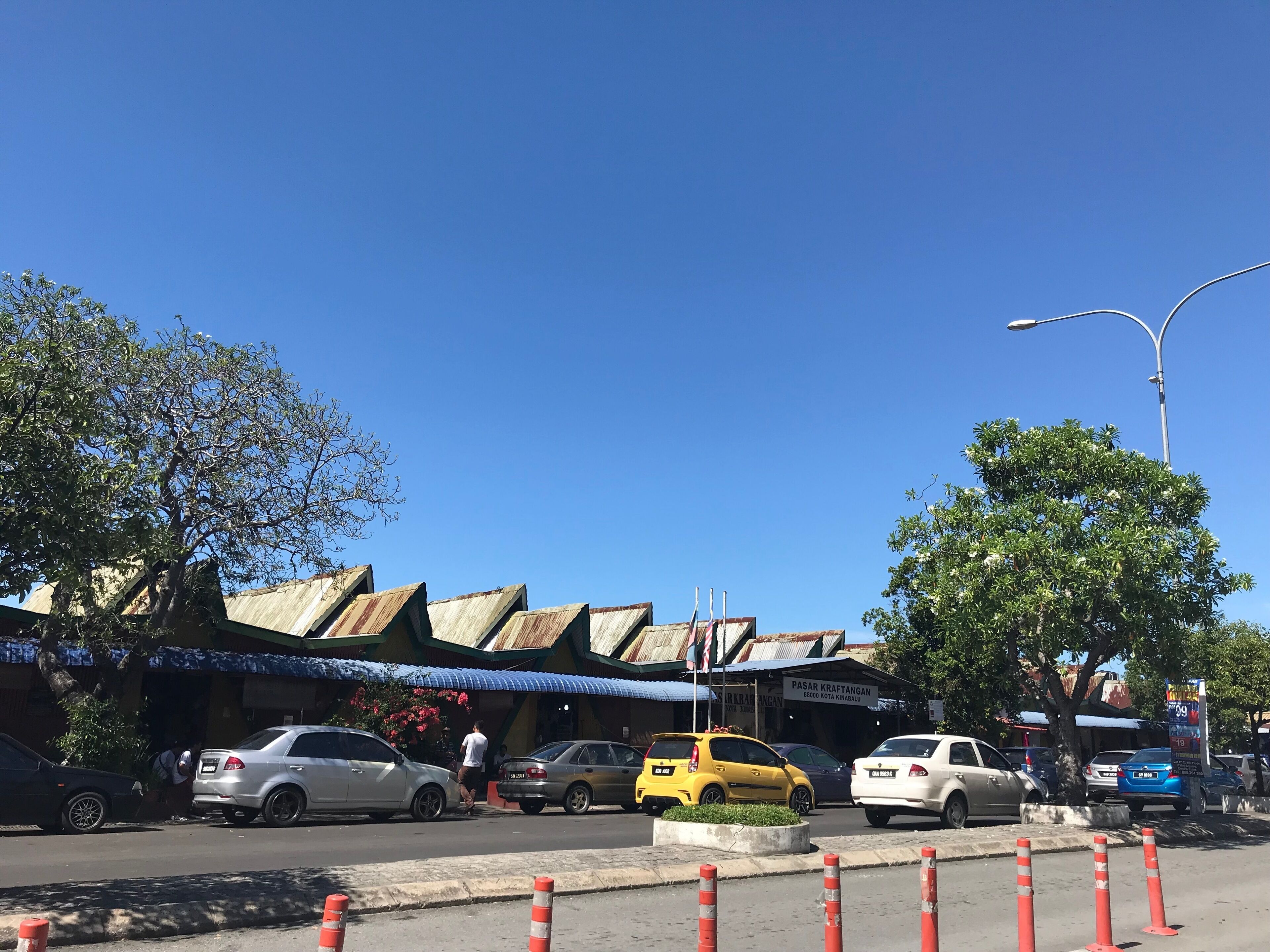 Foto - Iskandar Sinsuran Guesthouse