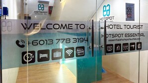 Front of property - Hotel Tourist City Centre by HotSpot Essential (Kota Kinabalu)