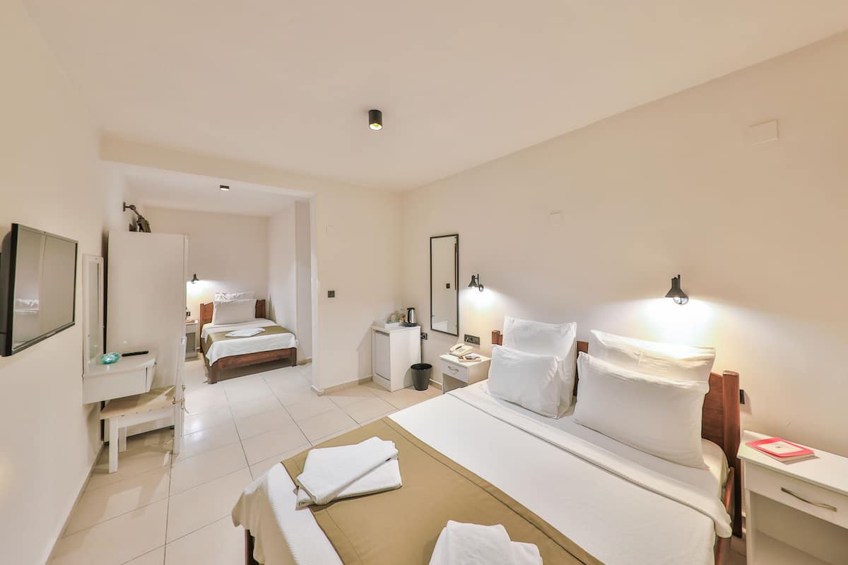 Triple Room | Premium bedding, minibar, in-room safe, soundproofing