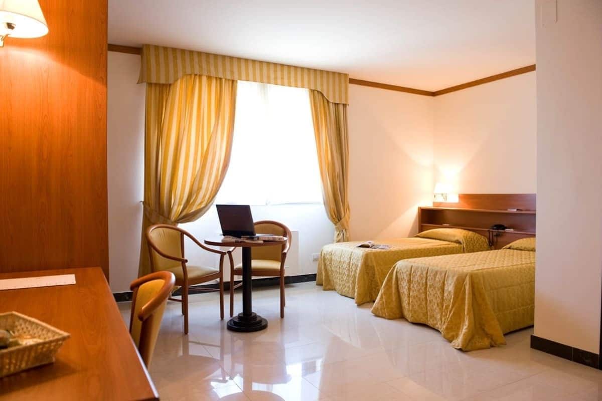 1 bedroom, premium bedding, minibar, in-room safe